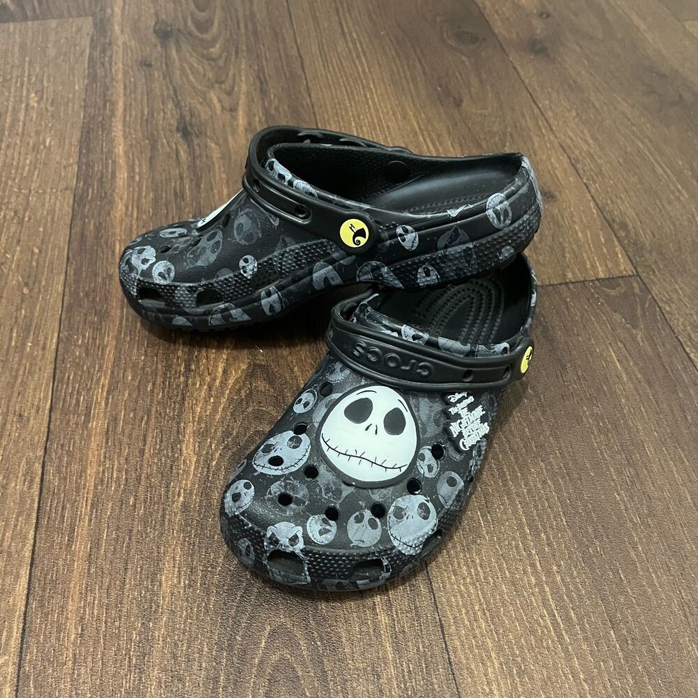 Crocs Nightmare Before Christmas Glow in the Dark Classic Clog Mens 6 Womens 8